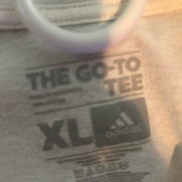 White t shirt. Adidas. Cleve Cavaliers. - Picture 2 of 2